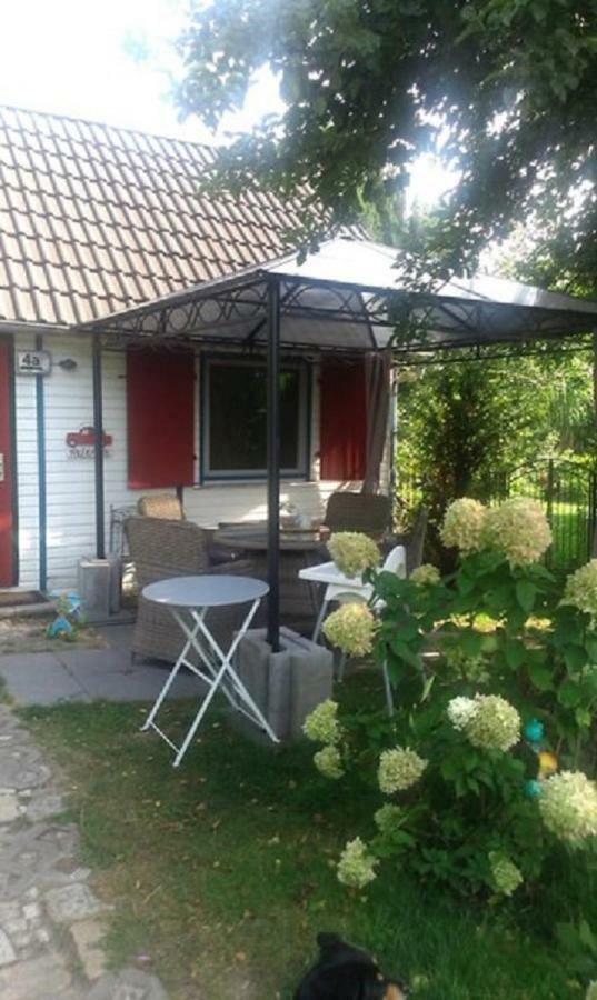 Das Kleine Ferienhaus Berlim Exterior foto
